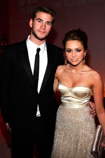 Miley Cyrus et Liam Hemsworth en 2010