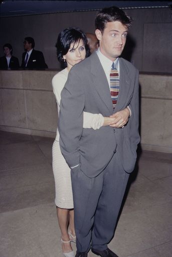 Matthew Perry et Courtney Cox en 1997