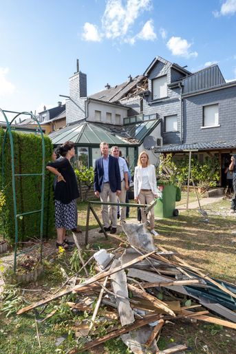 Le grand-duc Henri de Luxembourg le 10 août 2019 sur les lieux de la tornade dévastatrice de la veille