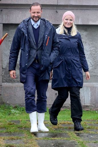 La princesse Mette-Marit et le prince Haakon de Norvège à Nittedal, le 17 septembre 2015