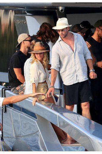 Elsa Pataky et&nbsp;Chris Hemsworth&nbsp;à Ibiza le 14 juillet 2019