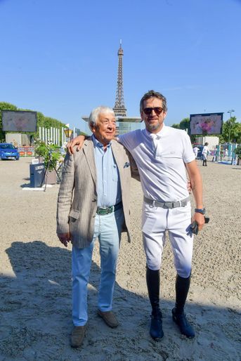 Guillaume Canet et son père Philippe lors du Longines Paris Eiffel Jumping au Champ de Mars à Paris le 7 juillet 2019