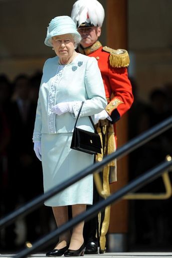 La reine Elizabeth II, le 9 juillet 2015