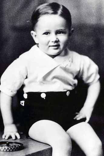 James Dean bébé, image extraite de &quot;L&#039;HISTOIRE DE JAMES DEAN ; THE JAMES DEAN STORY&quot; (1957)