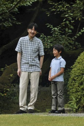 Les princes Akishino et Hisahito du Japon au mois d&#039;août 2015, à Tokyo