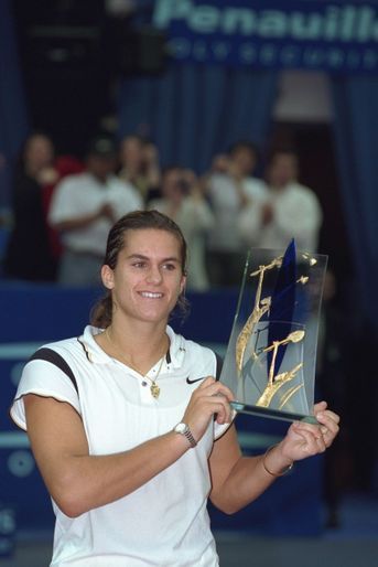 Amélie Mauresmo à Paris, le 28 février 1999