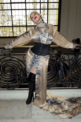 Christina Aguilera au défilé Jean Paul Gaultier à Paris le 3 juillet 2019