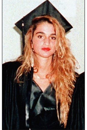 La reine Rania étudiante à l'Université Américaine du Caire en 1991