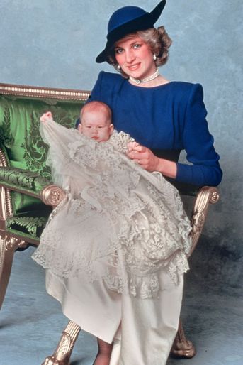 Lady Diana et le prince Harry le 26 décembre 1984