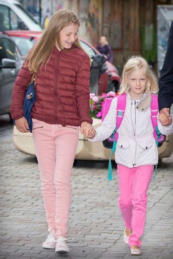 Les princesses Elisabeth et Eleonore de Belgique à Bruxelles, le 1er septembre 2015