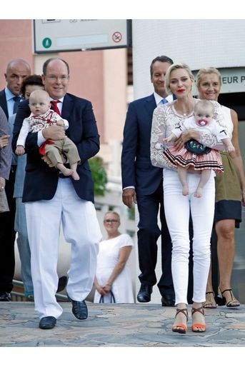 Charlène et Albert de Monaco - Un pique-nique traditionnel avec les jumeaux