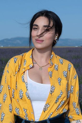Camelia Jordana à Valensole, le 24 juin 2019