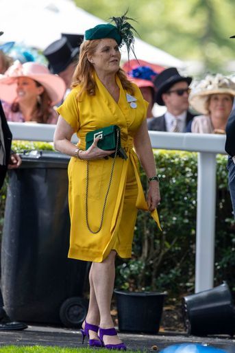 Sarah Ferguson en jaune, vert et violet au Royal Ascot, le 21 juin 2019