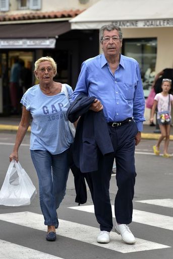 Isabelle et Patrick Balkany ont été photographiés à Saint-Tropez, où ils sont en vacances