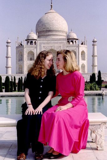Hillary et Chelsea Clinton, en mars 1995.
