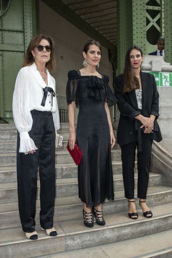 Caroline de Monaco, Charlotte Casiraghi et Tatiana Santo Domingo à Paris, le 20 juin 2019