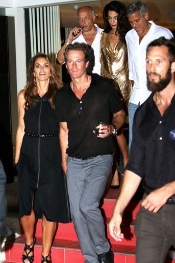 George et Amal Clooney ont passé le week-end dernier à Ibiza avec leurs amis pour le lancement de leur nouvelle marque de tequila. 