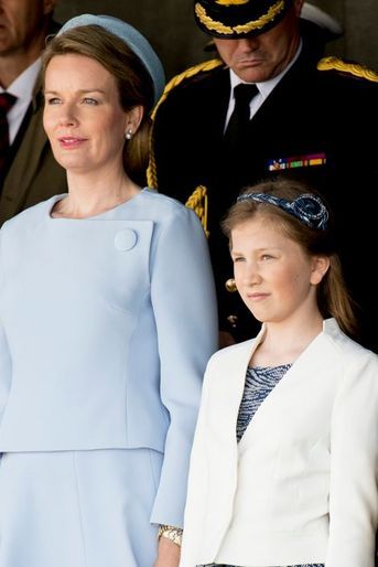 La reine Mathilde de Belgique et la princesse Elisabeth, le 6 mai 2015