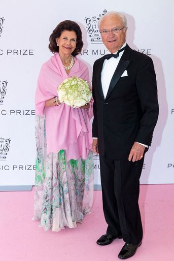 La reine Silvia et le roi Carl XVI Gustaf de Suède à Stockholm, le 11 juin 2019