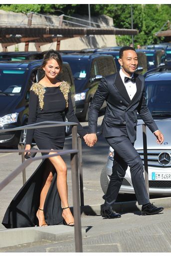 John Legend se rend au mariage de Kim Kardashian et Kanye West en 2014 à Florence 