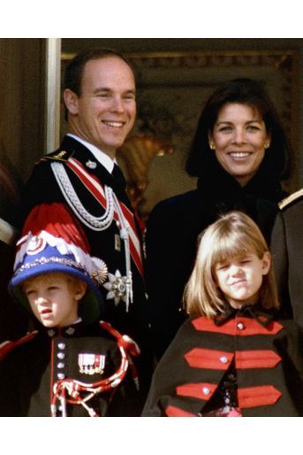 Charlotte Casiraghi avec la famille princière le 19 novembre 1992