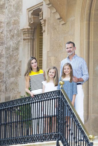 Les princesses Leonor et Sofia d&#039;Espagne avec leurs parents à Palma de Majorque le 31 juillet 2017