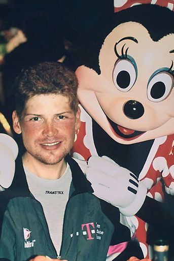 Jan Ullrich à Disneyland Paris le 25 juillet 1997. 