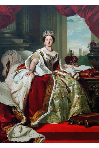 Portrait de la reine Victoria en tenue de couronnement, vers 1870. D&#039;après Franz Xaver Winterhalter