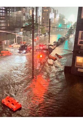Dans le New Jersey, frappé par des pluies torrentielles, l&#039;état d&#039;urgence a été déclaré par le gouverneur Phil Murphy.