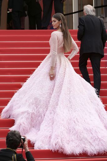 Iris Mittenaere à Cannes, le 22 mai 2019