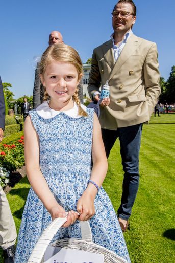 La princesse Estelle de Suède sur l'île d'Öland, le 15 juillet 2017.