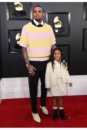 Chris Brown et sa fille Royalty Brown à la soirée des Grammy Awards à Los Angeles le 26 janvier 2020. 