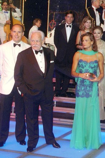 La princesse Stéphanie de Monaco au bal de la Croix-Rouge en août 1997