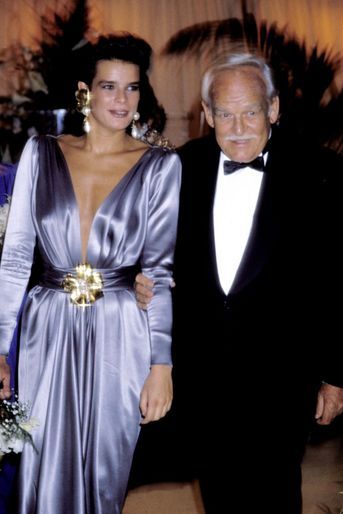 La princesse Stéphanie de Monaco au bal de la Croix-Rouge en août 1988