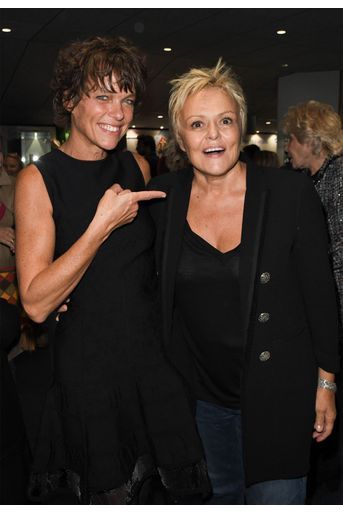 Muriel Robin et Anne Le Nen se sont pacsées en 2009. 