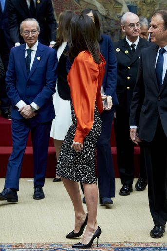 La reine Letizia d&#039;Espagne, de profil, à Madrid le 3 mars 2020