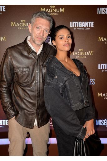 Vincent Cassel et Tina Kunakey lors de la soirée Magnum à Cannes, le 15 mai 2019