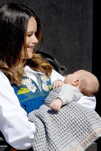 Le prince Alexander de Suède avec sa mère la princesse Sofia, le 6 juin 2016 