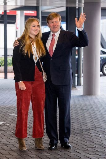 Le roi Willem-Alexander des Pays-Bas et sa fille aînée la princesse Catharina-Amalia à Amsterdam, le 27 janvier 2019
