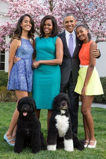 Michelle et Barack Obama avec leurs filles Malia et Sasha, en avril 2015.