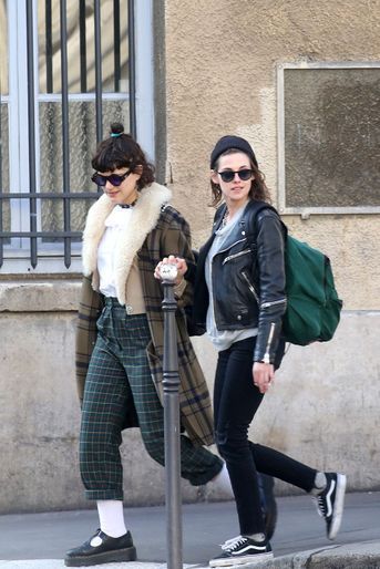 Soko et Kristen Stewart à Paris le 15 mars 2016