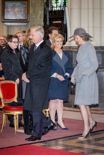 Le roi des Belges et sa reine en photos - Mathilde et Philippe prient pour la Famille Royale