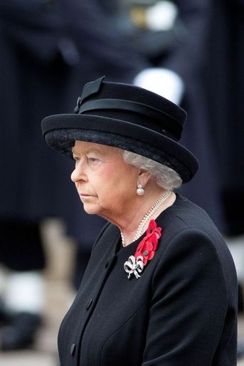 La reine Elizabeth II au Cénotaphe à Londres, le 8 novembre 2015