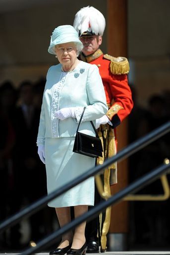 La reine Elizabeth II à Londres, le 9 juillet 2015