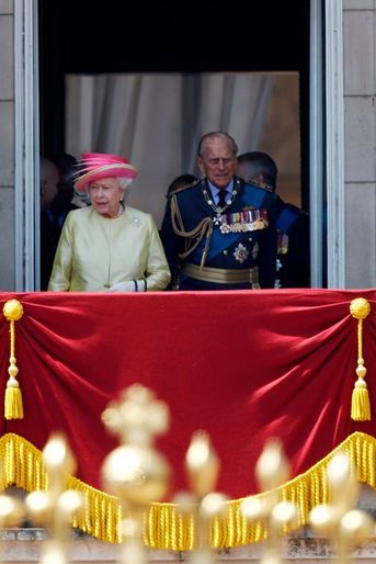 La reine Elizabeth II et le prince Philip au balcon de Buckingham Palace, le 10 juillet 2015