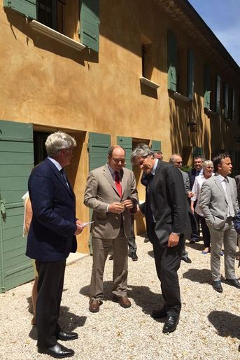 Le prince Albert de Monaco avec Stéphane Le Foll à Mazaugues, le 19 juin 2015