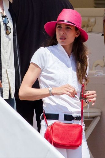 Charlotte Casiraghi au Jumping de Cannes, le 11 juin 2015