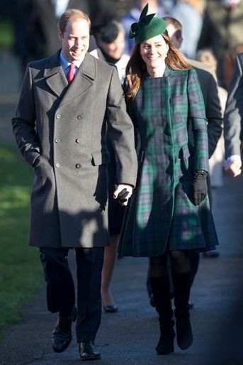 Kate en Alexander McQueen avec le prince William à Sandringham, le 25 décembre 2012