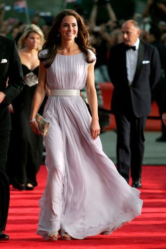Kate en Alexander McQueen, avec le prince William, le 9 juillet 2011
