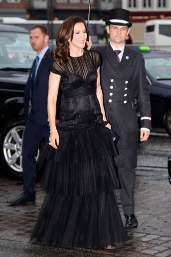 La princesse Mary arrive à l&#039;hôtel d&#039;Angleterre à Copenhague, le 25 avril 2015